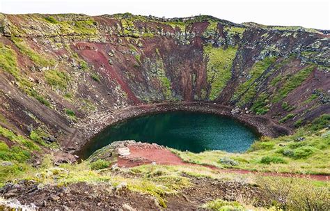 What Is A Volcanic Crater Made Simple The Geography Teacher