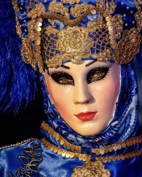 Pin By Maria Rivera On Venetian Masquerade Carnival Of Venice Black