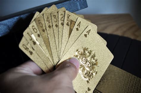 Fancy Ideas 24k Gold Foil Playing Cards