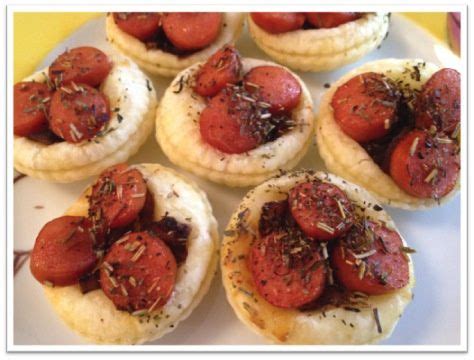 Mini Tartelettes Oignons Et Saucisses Les Papilles De Karen