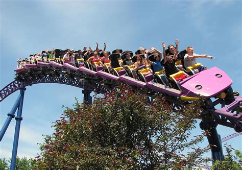 Take a Ride with Six Flags - Roller Coaster Reviews