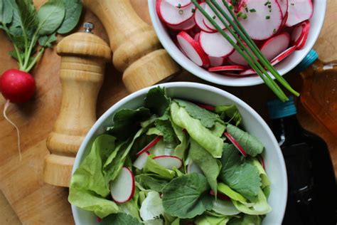 3 Rezepte mit Radieschengrün Pesto Suppe und Salat viele kleine dinge