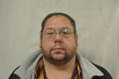 Jeremy Pickerill Violent Or Sex Offender In Scottsburg IN 47170