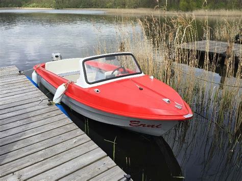 Bootshaus nahe Mirow am Müritz Nationalpark 8 PS Motorboot Ostsee