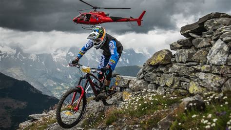 worlds  dangerous sports mountain bike downhill freeride