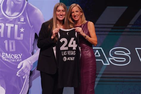 Former Iowa Hawkeye Kate Martin makes Las Vegas Aces' opening roster ...