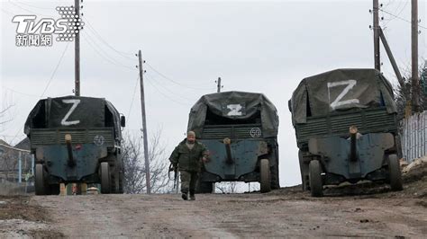 俄軍神秘符號害了自己！ 噴「z」字軍車遭烏民襲擊│坦克車│烏克蘭│波蘭│tvbs新聞網