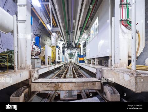 Subway tunnel under construction Stock Photo - Alamy