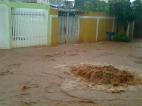 Leitores Registram Estragos Causados Pela Chuva Em Vários Pontos De Campo Grande Direto Das