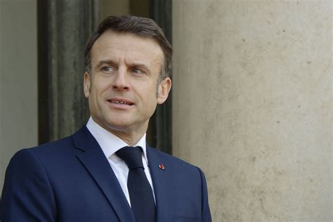 Europa wyśle wojska do Ukrainy Emmanuel Macron odpowiada o2