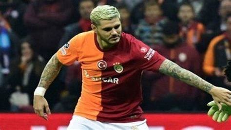 Mauro Icardi Edin Dzeko Tegang Di Duel Fenerbahce Vs Galatasaray Wasit