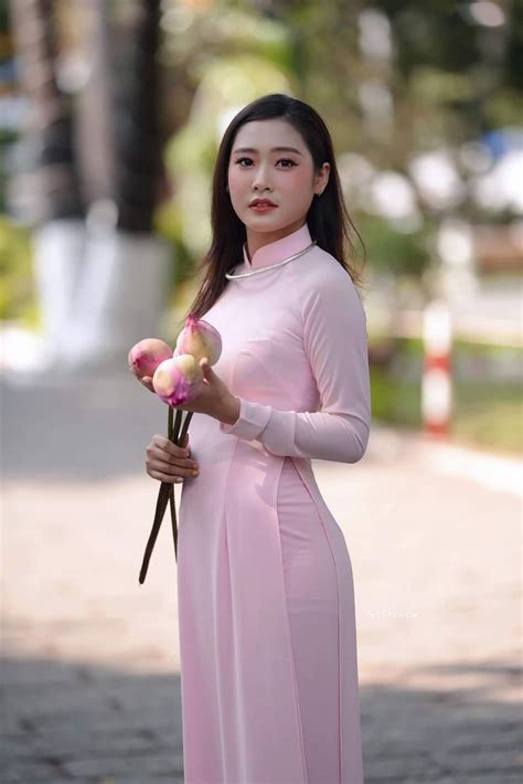 Girls Long Dresses Leg Thigh Png Photo Iphone Icon Ao Dai Cool