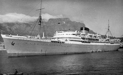 Rms Stirling Castel Ocean Liner And Castle