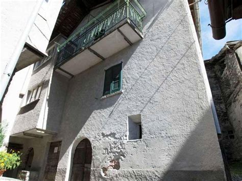 Vendita Terratetto Unifamiliare In Via Novembre Villa Di Chiavenna