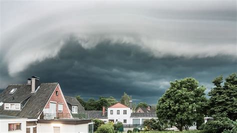 Schäden von 3 2 Milliarden Euro durch Stürme Hagel und Starkregen