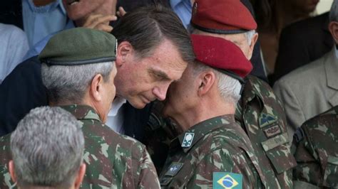 Bolsonaro Ordenó A Los Militares A Celebrar El Golpe De 1964