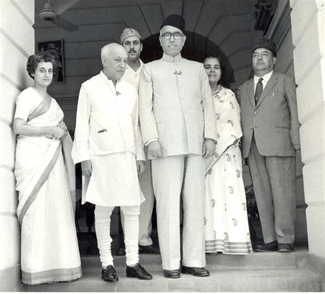 Sheikh M Abdullah With Nehru And Mrs Gandhi Kashmir Life