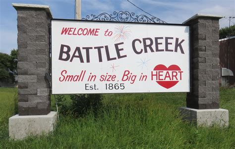 Welcome To Battle Creek Sign Battle Creek Iowa Battle C Flickr