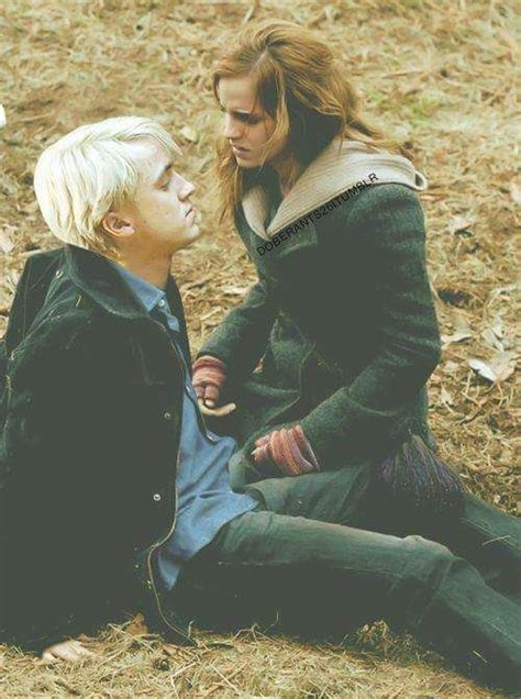 Pin By Melita On Hp Cast And Dramione Edits Harry Potter Draco And