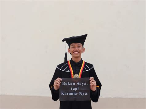 Wisuda Gelombang II Tahun 2024 Administrasi Pendidikan