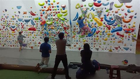 👍academia De Escalada Para Principiantes Vertical En Lima