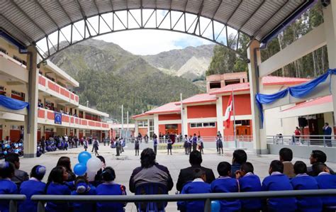 Inauguran moderno colegio Virgen de Fátima en Huallanca financiado