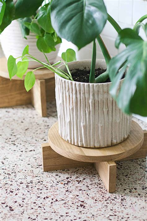 Diy Modern Wood Plant Stands A Beautiful Mess Diy Plant Stand Wood