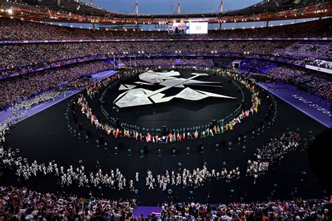 París 2024 los mejores momentos de la ceremonia de clausura GQ