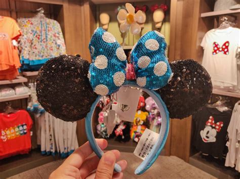 Photos New Sequined Classic Minnie Mouse Ear Headband At Walt Disney