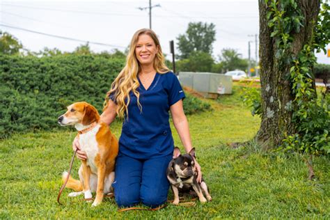 Meet The Team Cedar Lake Animal Hospital