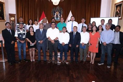 Trujillo Mario Reyna Presenta A Los Nuevos Gerentes De La Mpt Ovejanegra