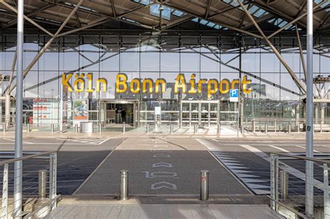 Neue Billig Airline steuert von Köln Bonn beliebte Ziele im Süden an