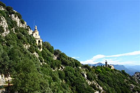 Santuari De Queralt Des Del Mirador La Cova De La Trobal Flickr