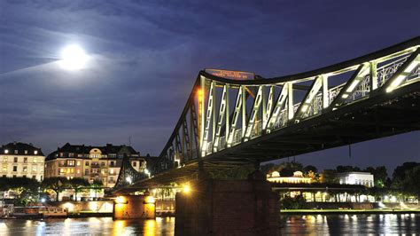 Eiserner Steg Das Monument Der Frankfurter