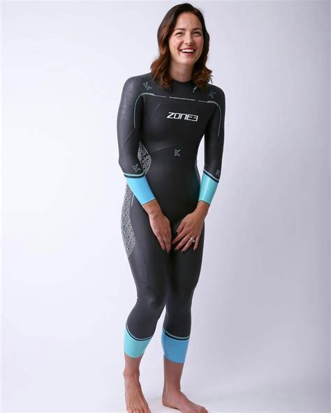 Pin By Aaron Hagen On Suited Womens Wetsuit Wetsuit Girl Wetsuits