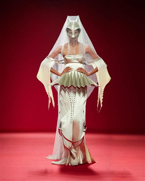 Robert Wun Presents His New Spring Summer 2024 Couture Collection For