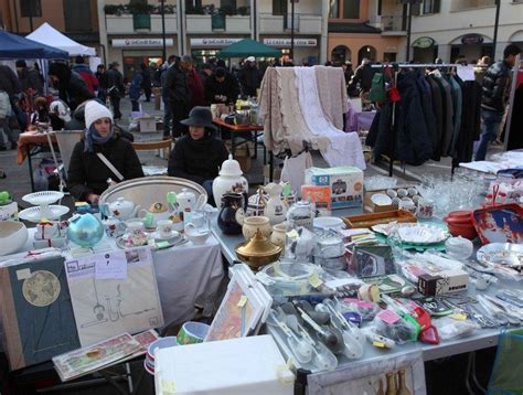 Mercatino del riuso è subito polemica Gazzetta di Modena