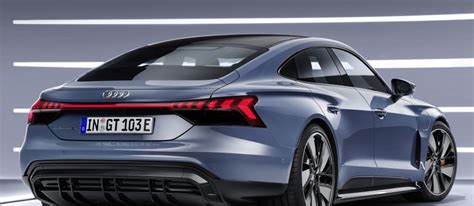 Audi E Tron Gt Dimensioni Interni Motori Prezzi E Concorrenti