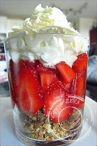 Verrines Fraises Chantilly Et Crumble La Noisette Recette Fraise