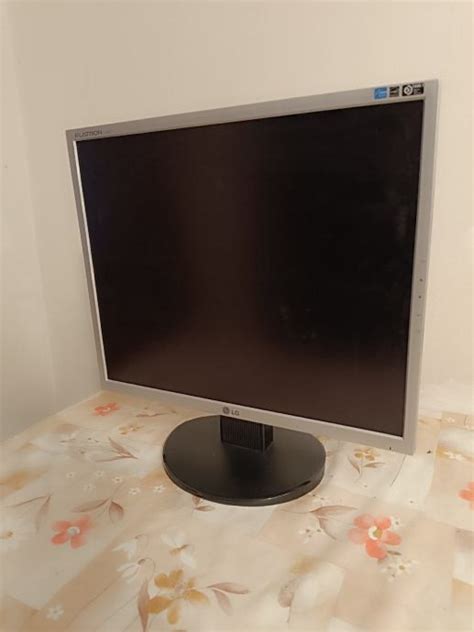 Monitor LG Flatron L1952T 19