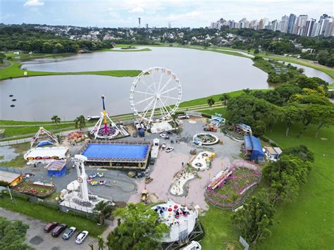 Parque de diversões do Barigui Muralzinho de Ideias