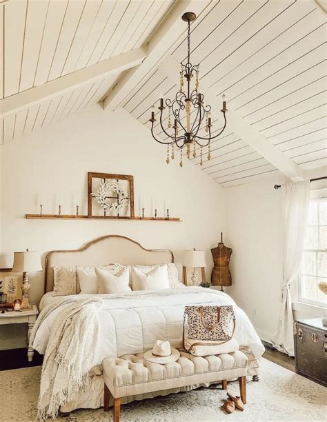 How to Decorate Vintage Farmhouse Style