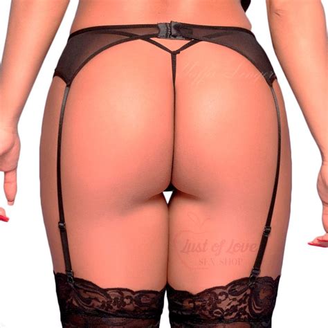 Cinta Liga Em Tule Renda Vermelha E Calcinha Fio Dental Yaffa Lingerie