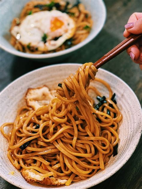 Scallion Oil Noodles Easy And Vegetarian Tiffy Cooks