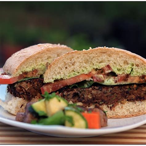 Yummy Black Bean Veggie Burger