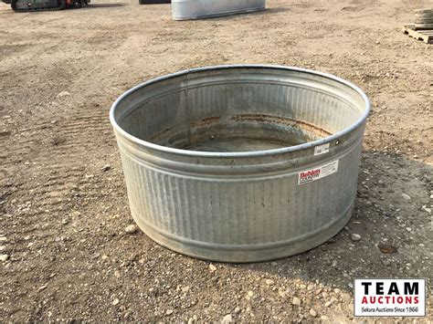 Behlen 54 Inch Galvanized Round Water Trough - 21HA | Team Auctions