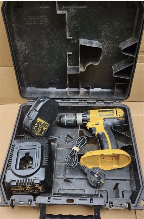 Dewalt Dc725 Cordless 18v 2 Speed Combi Hammer Drill With Carry Case Ebay