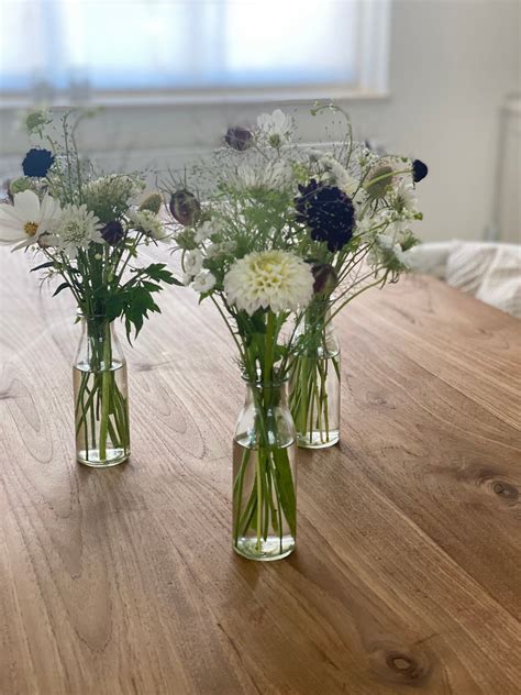 Tafelversiering Met Bloemen Tafelvaasjes Bloemenvaasjes In Fresh