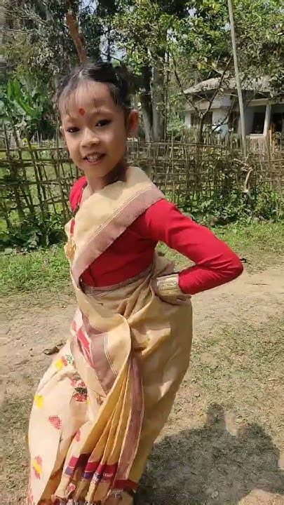 আমাৰ ঘৰৰ মৰম লগা নাচনী জনী ️ Bihu Youtube