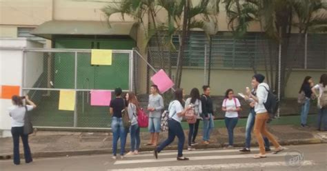 G1 Estudantes desocupam escolas estaduais de Santa Bárbara d Oeste